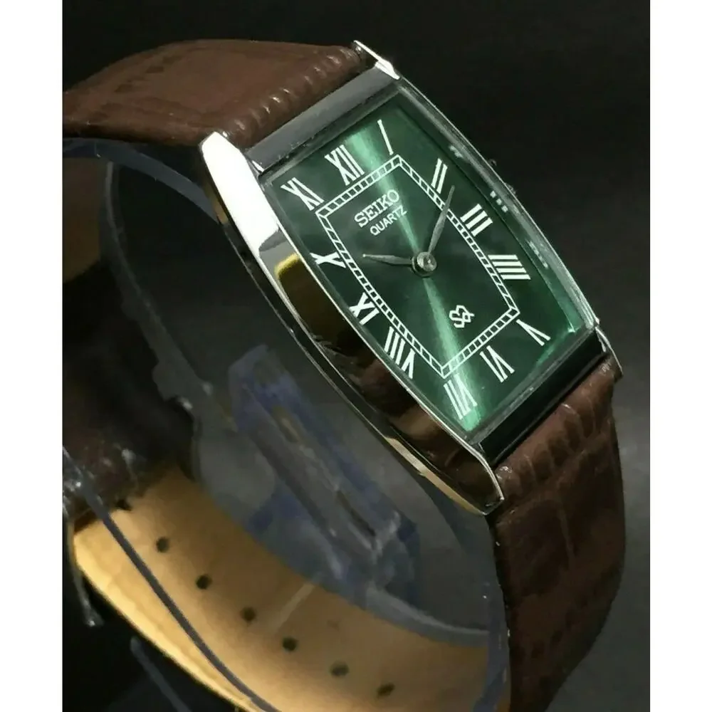 Vintage Style Seiko Quartz Mens Silver Watch & Green accents W/Leather Strap